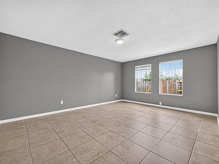 4131 Baynard Dr — Photo 25