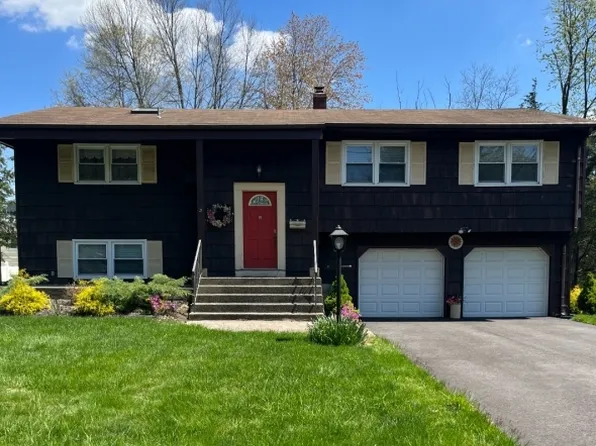 3 Curtis Dr, Lincoln Park Boro, NJ 07035