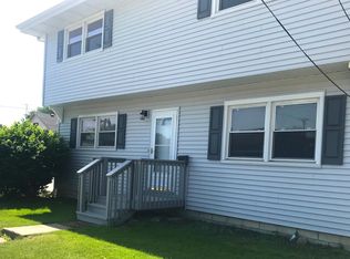 211 E High St, Morris, IL 60450