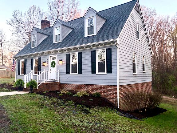 3rd image of 9395 Blacksmith Dr