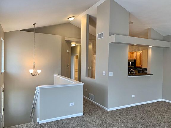 4th image of 580 Littleton Trl #27-1