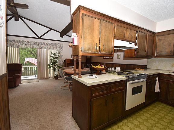 5th image of 134 Nickel Ln