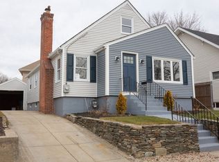 85 Westwood Ave, Cranston, RI 02905