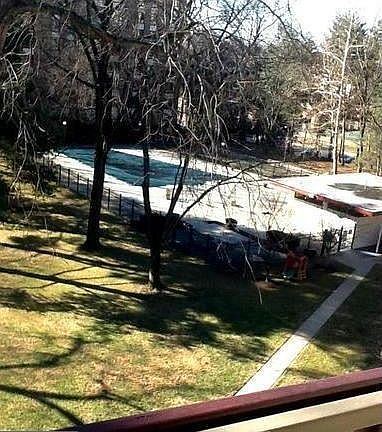 5th image of 7420 Lakeview Dr #W404
