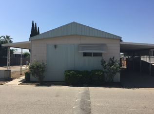 30 Fernwood Ln, Bakersfield, CA 93308