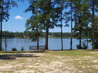 4413 Old Avera Rd, Leakesville, MS 39451