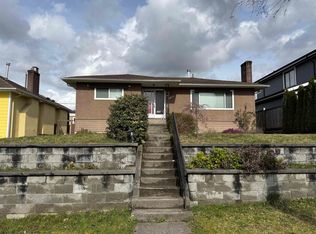 4645 Brentlawn Dr, Burnaby, BC V5C 3V3