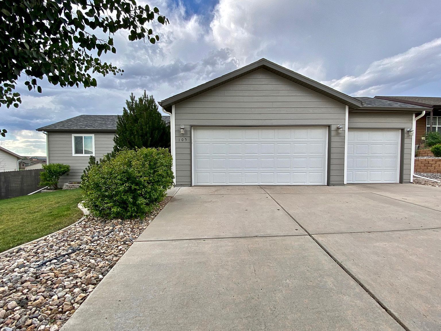 105 Lariat St, Gillette, WY 82718 Zillow