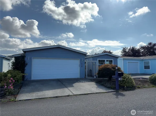 524 N 7th Avenue, Sequim, WA 98382