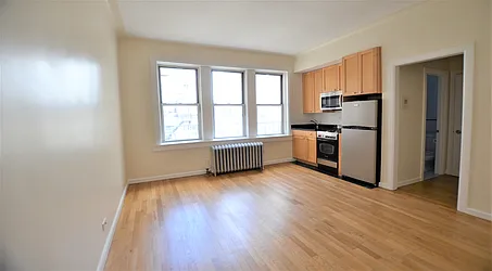 Rented by Manhattan Realty Group