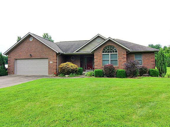 5th image of 245 Lakeside Dr