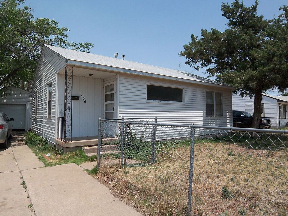 2nd image of 1406 SW 46th Ave
