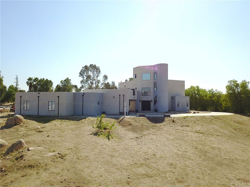 1st image of 32125 Buena Ventura Rd