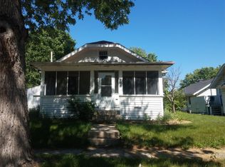 906 S State St, Champaign, IL 61820