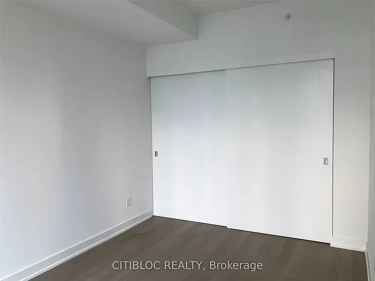 25 Richmond St E #2907 — Photo 3