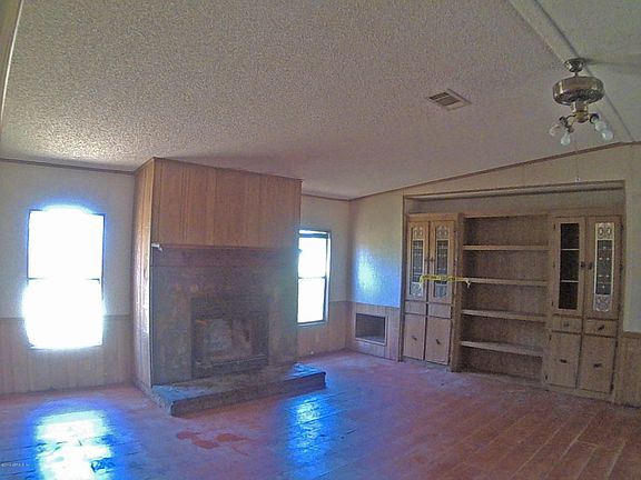 2nd image of 1688 Eagle Nest Ln