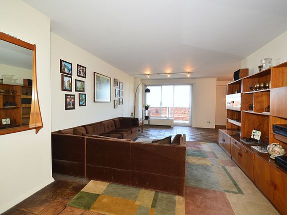 5th image of 11011 Queens Blvd APT 12G
