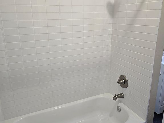 4th image of 5700 S Wolcott Ave #2R