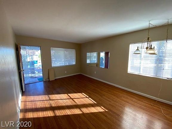 5th image of 1619 Thelma Ln #1