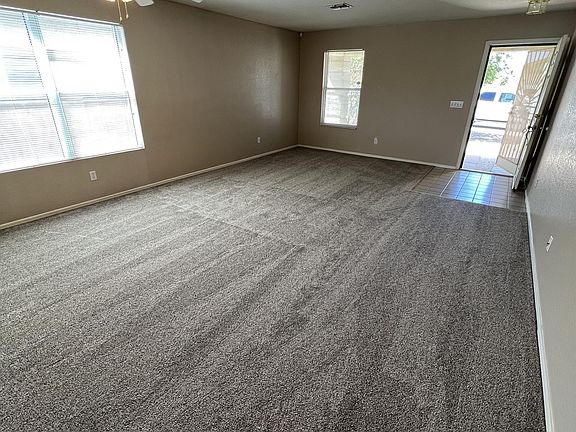 4th image of 10084 N Blue Crossing Way