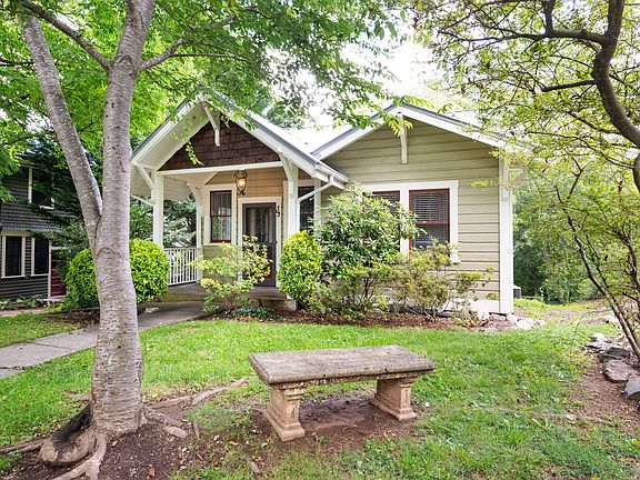 Walk to Downtown Asheville and North Asheville Amenities