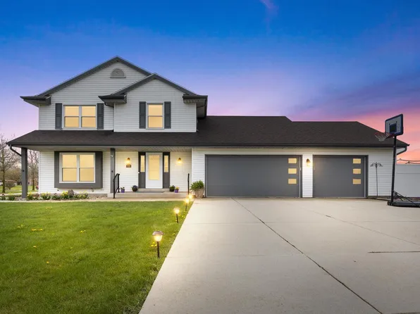 101 East Oakfield DRIVE, Oak Creek, WI 53154