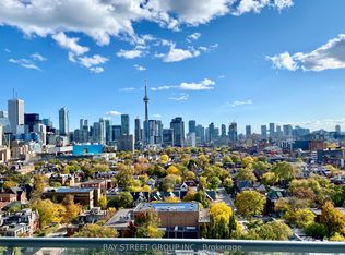 181 Huron St #1602, Toronto, ON M5T 0C1