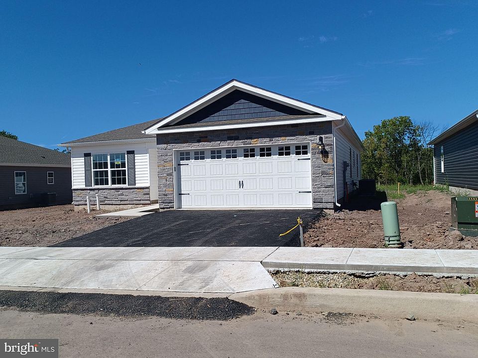 201 Lilly Dr, Pottstown, PA 19464 Zillow