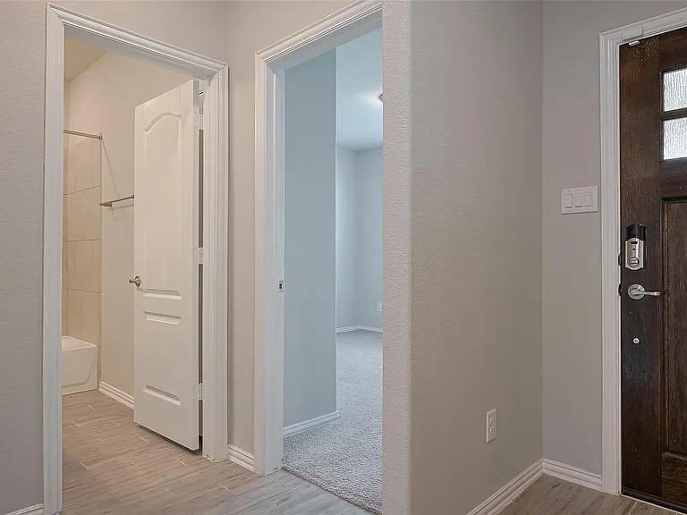 31415 Conover Dr — Photo 5