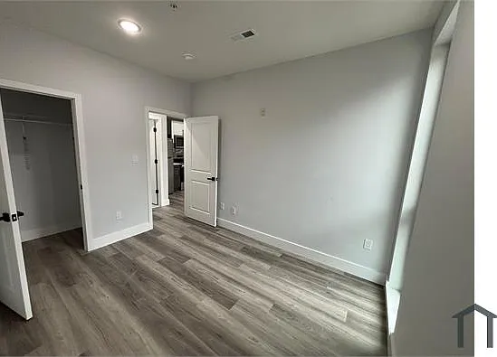 2 bed, 700 sqft, $1,750 — Photo 4