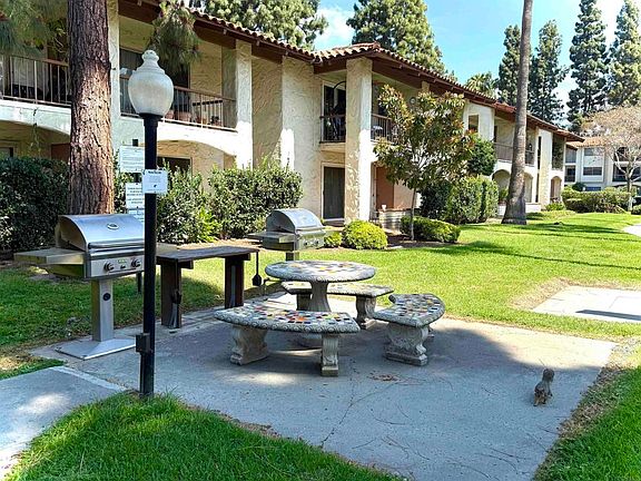 2nd image of 5999 Rancho Mission Rd Unit 213