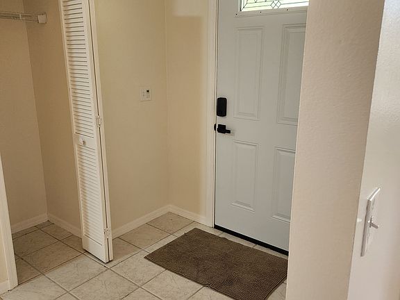 2nd image of 257 River Chase Dr