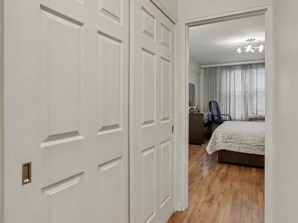 1577 East 17th Street image 8 of 15