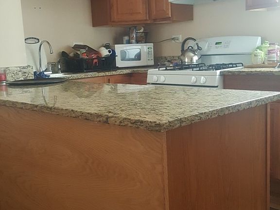 5th image of 2540-42 N Newcastle Ave