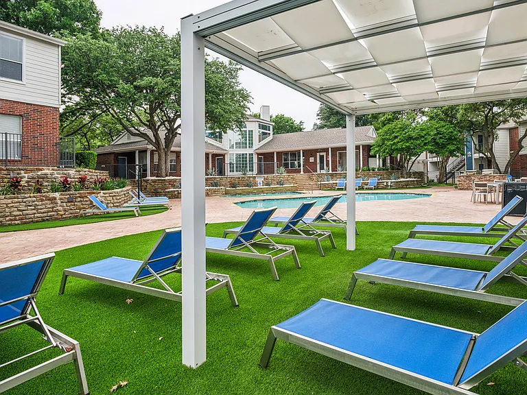 Outdoor Lounge Space for Relaxation and Fun