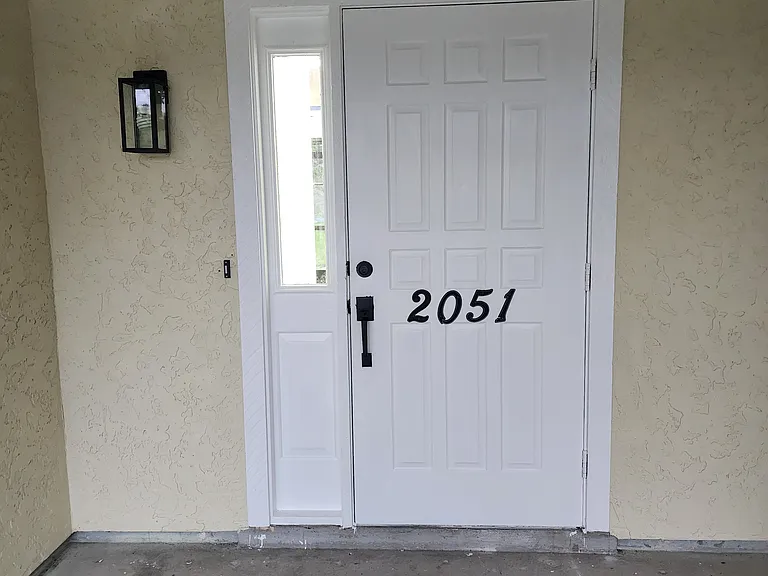 2051 Midnight St — Photo 3
