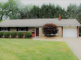 515 Chester Dr, New Kensington, PA 15068