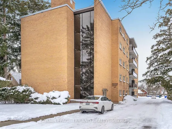 104 Devonshire Ave #204, London, ON N6C 2H8