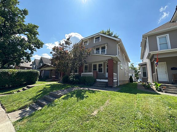 2nd image of 2189 Summit St #2191