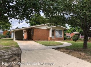 513 E 18th St, Lumberton, NC 28358