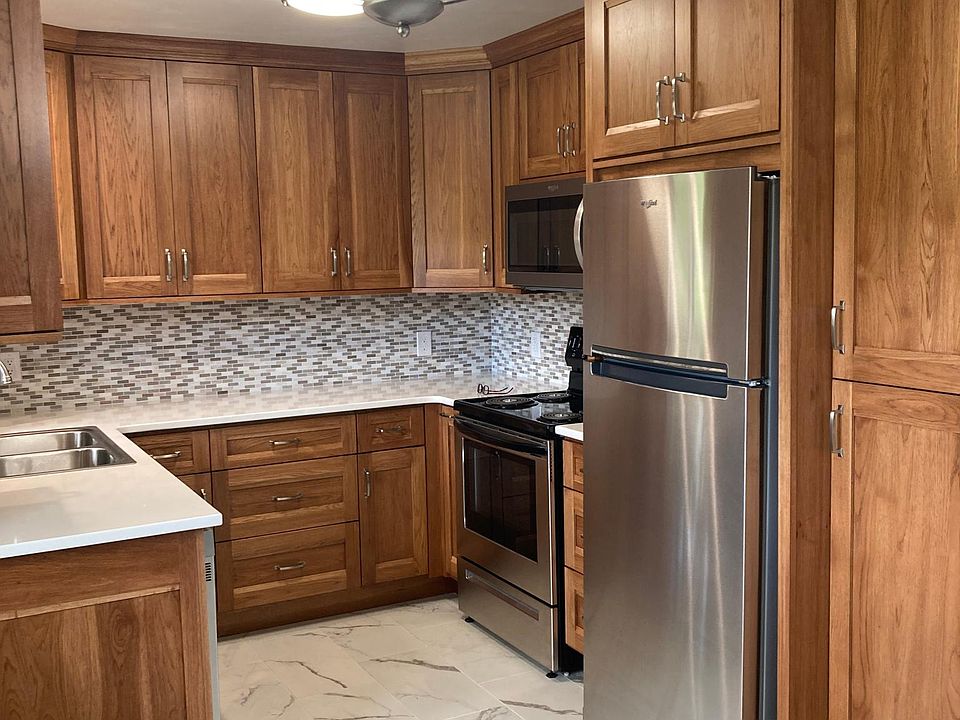 1st image of 4500 Clifford Dr #4500