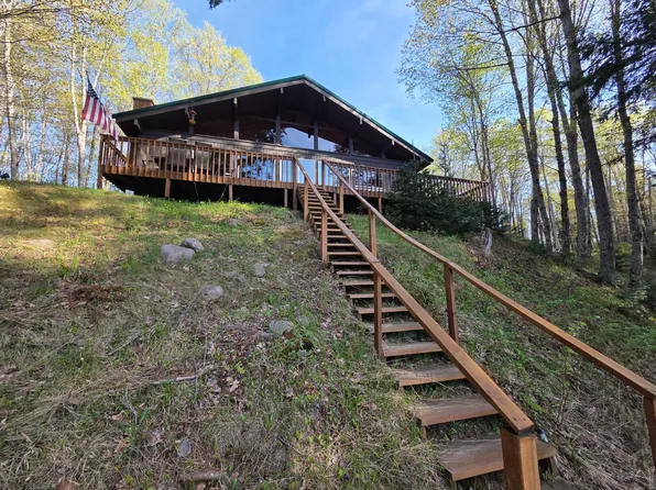 6079 E Beatons Lake Rd, Watersmeet, MI 49969