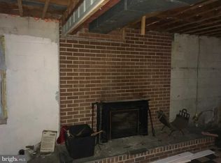 7465 Clifton Rd, Clifton, VA 20124