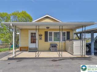 2316 N Apple St, Whitehall, PA 18052