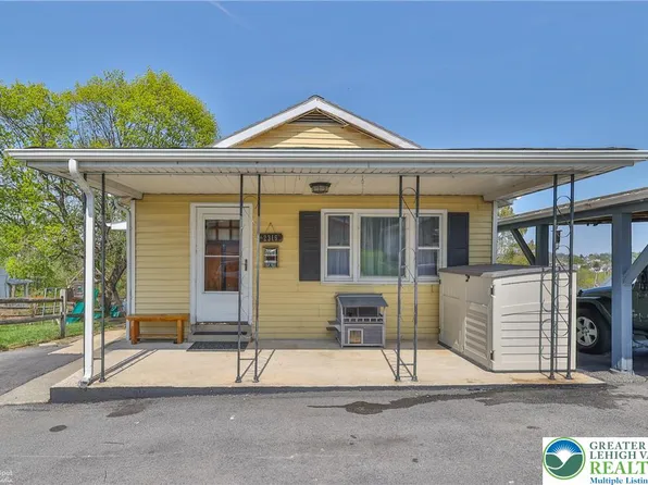 2316 N Apple St, Whitehall, PA 18052