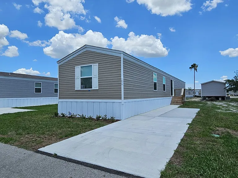 1078 Myakka Dr #2113 — Photo 1