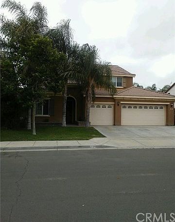 2nd image of 233 Center Grove Way
