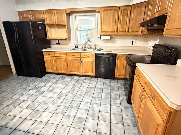 4th image of 4331 Estate Dr