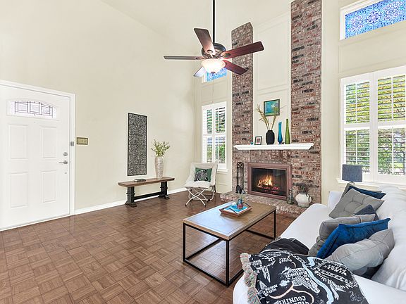 5th image of 3008 Adolph St