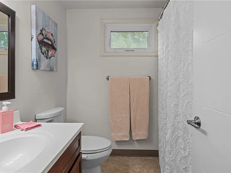 25 Villa Park — Photo 13